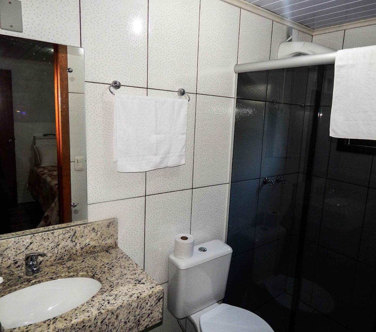 Gramado Suites Residence Possui 5 Quartos E 5 Banheiros Esterno foto