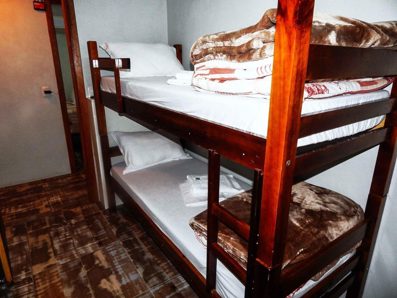 Gramado Suites Residence Possui 5 Quartos E 5 Banheiros Esterno foto