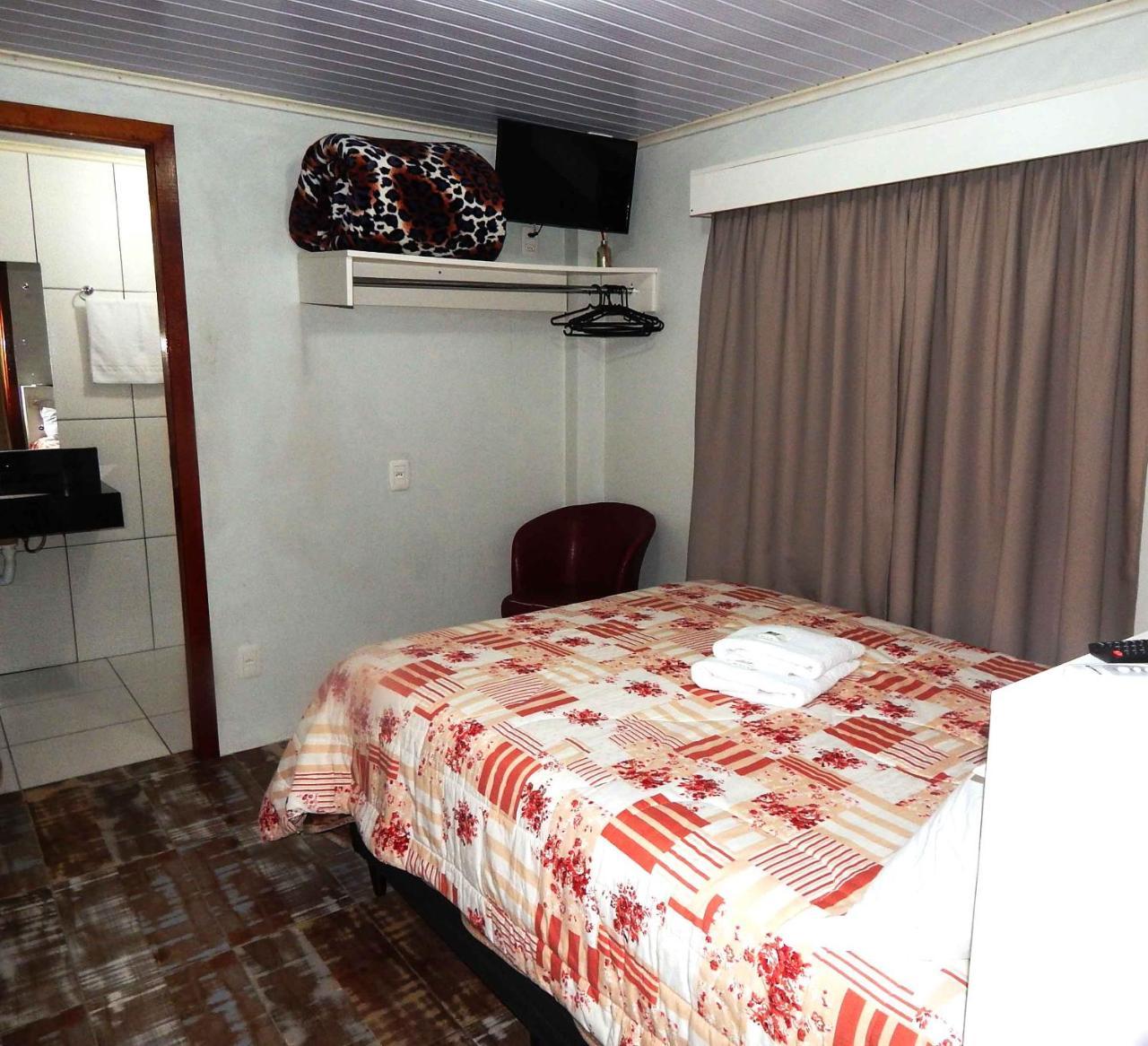 Gramado Suites Residence Possui 5 Quartos E 5 Banheiros Esterno foto